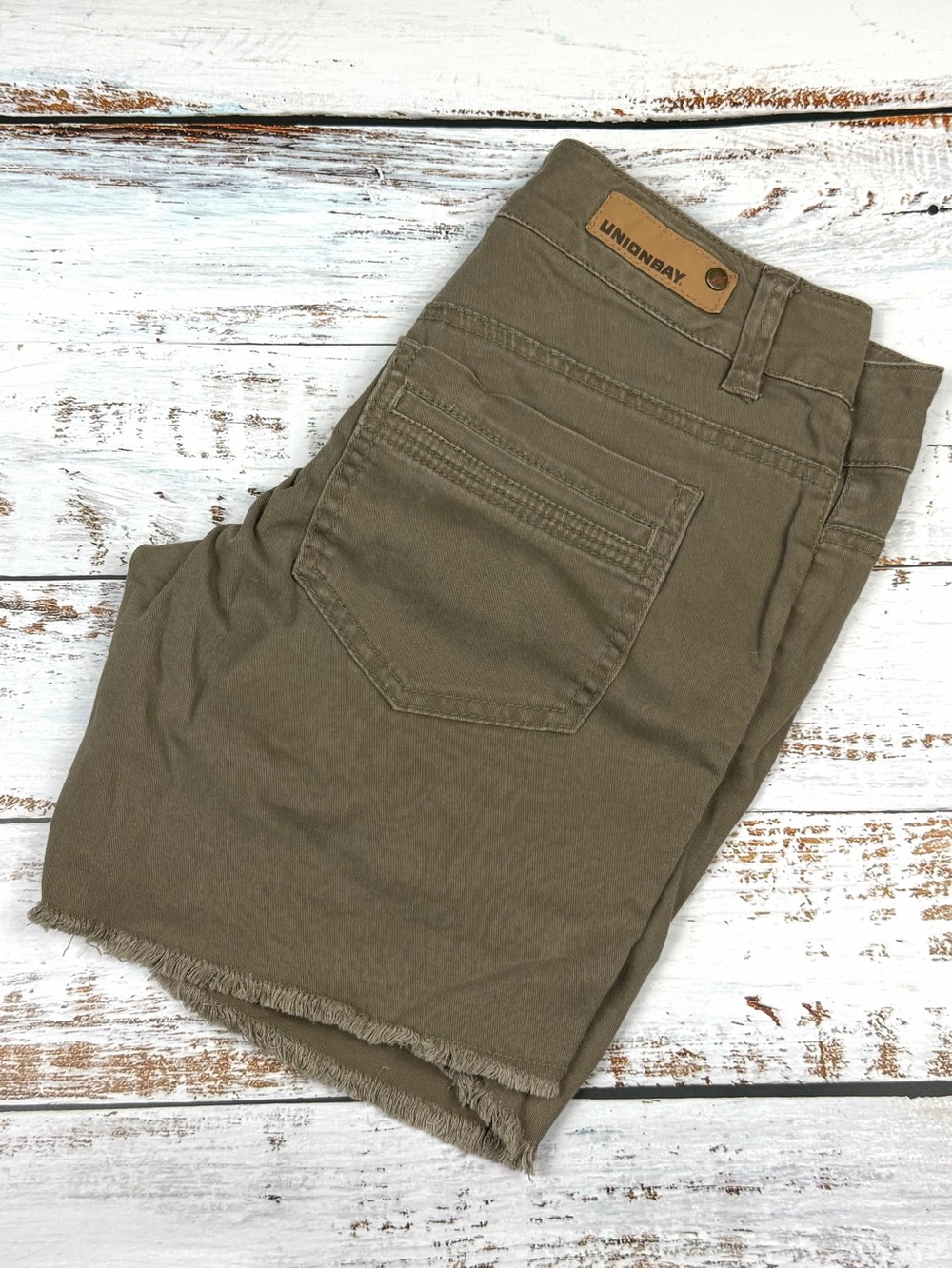 UNIONBAY Junior Frayed Hem Denim Shorts Army Green